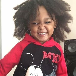 Meet your Posher, Latoya